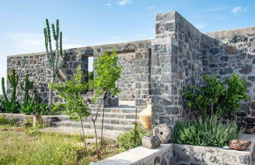 Pavlaina Complex of Traditional Residences in Nisyros. Enjoy the garden and the Sea View - Foto 38
