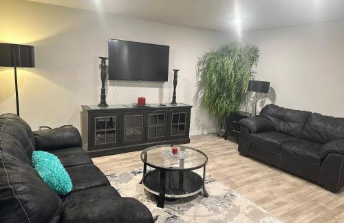 Exquisite 5 Bedroom Near Airport - Foto 2