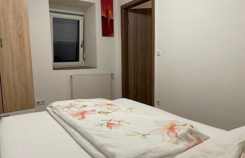 2-room flat with private entrance & privat parking - Foto 13