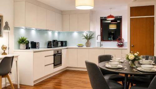 Charming 2 Bedroom Flat in the Heart of London, 2 mins to Trafalgar Square! - Foto 5, stove, dishwasher, toaster