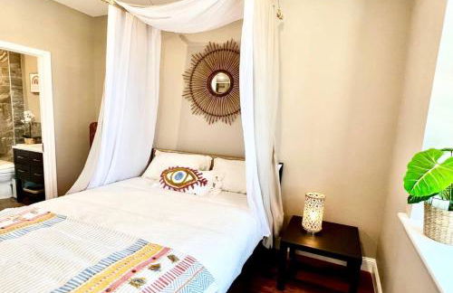 503 Bohemian Romance Apartments in center city - Foto 32