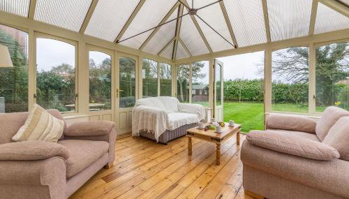 Saltmarshes - Photo 4