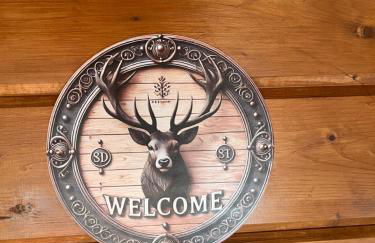 Romantic Swiss Cabin Hideaway & Hot Tub Spa Pool - Foto 51