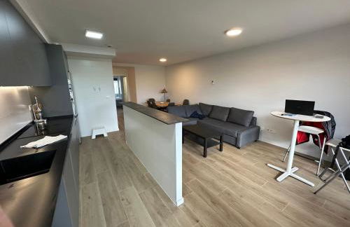 Apartamento con Terraza y Parking, para temporada, minimo un mes - Foto 25