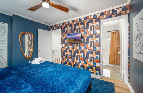 Color Pop Cottage Stylish 2BR with 2 Parking Spots - Foto 33