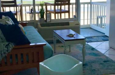 Beach Daze - Ocean front at Symphony Beach Club! - Photo 13