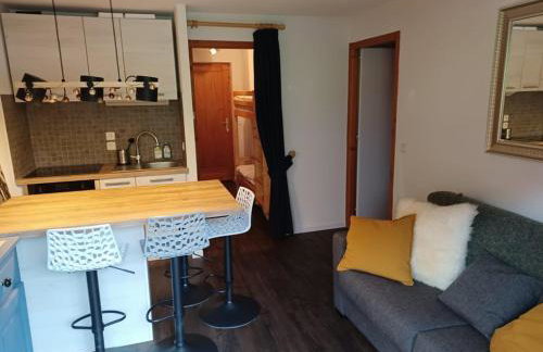 Appartement 2 pièces avec balcon, 4 couchages et parking - FR-1-573-68 - Foto 2