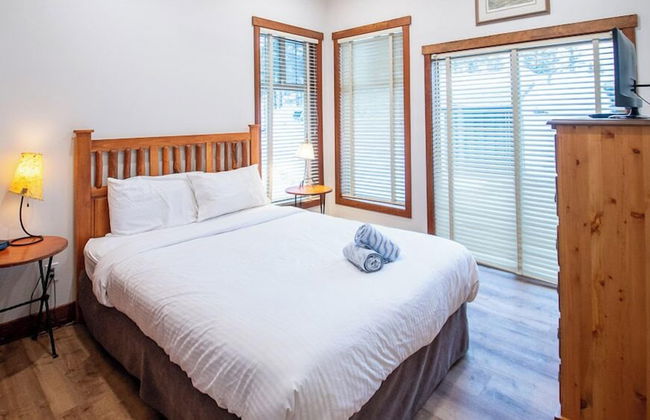 Snow Creek Lodge by Fernie Lodging Co - Photo 47