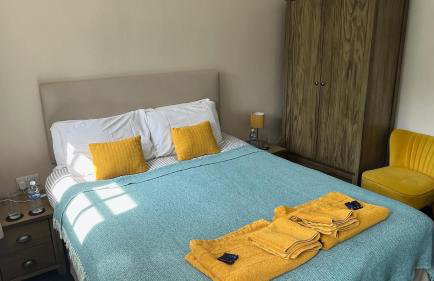 Green Cottage in grounds of Grade II* Frognal Farmhouse - Photo 3