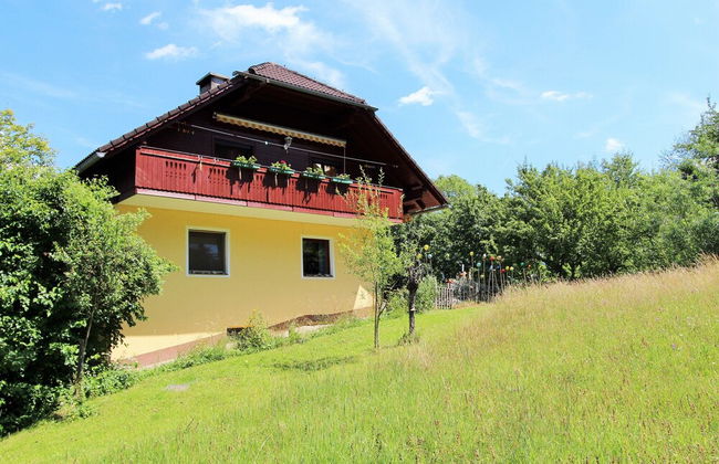 Cozy Apartment in Köttmannsdorf near Lake - Photo 42
