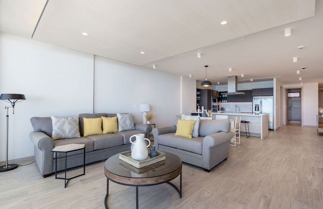 Oceanfront Vibes Iconic Beachside Getaway - Foto 4