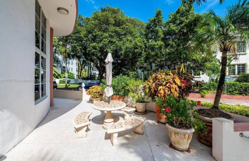 South Beach Paradise Jr Suite next to Convention Center - Foto 28