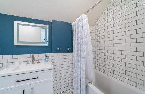 Comfortable 5BR Ames Stay Close to Campus - Foto 25