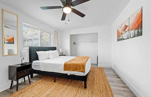 Mountains Views with Pool & Basketball, Relax & Play! - Foto 29