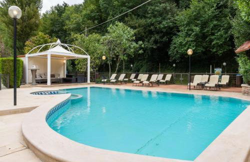 Stunning Holiday Home in Foligno With Sauna - Photo 72