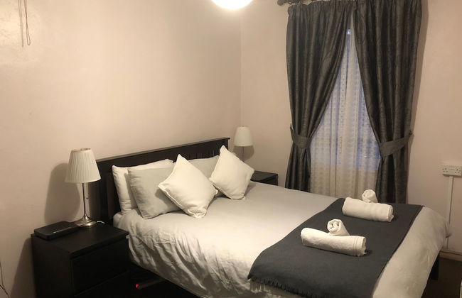 1 Bed-sleeps 4-free Parking-15 Min to Putney - Foto 1