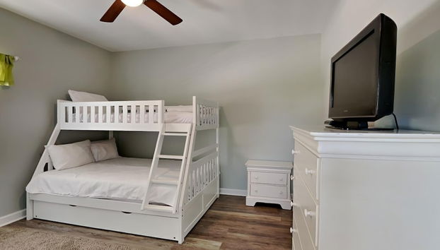 Destin Breeze by Southern Vacation Rentals - Foto 4, Habitación