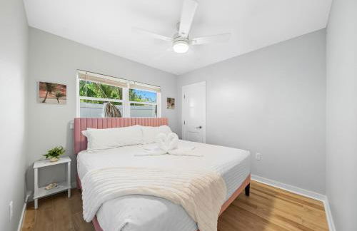 Siesta Key, Heated Pool, Dock on Lagoon, Turtle Beach 1 mile and Crescent Beach 2 miles, 1bdr - Foto 12