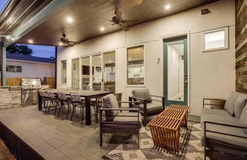 Zen Haus* Lavish Getaway w/ Gym, Sauna, Hot Tub - Foto 44