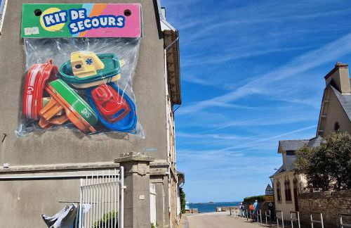 House in Terenez with Stunning Harbour Views - Photo 22