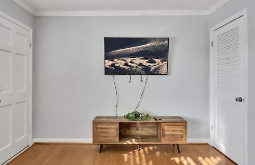 1BR Near Duke Hospital Downtown and DPAC - Foto 3