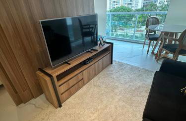 Apartamento Luxo Moderno e Conveniente com Garagem - Foto 6