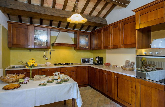 Gorgeous Apartment With Pool Near Sibillini Mountains - Photo 22