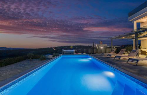 Villa Katarina with pool and jacuzzi - Foto 32
