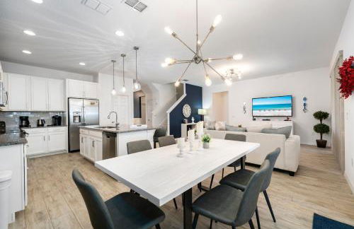 Modern 5BD, 4BA pool home in a golf resort community of Providence - Foto 12