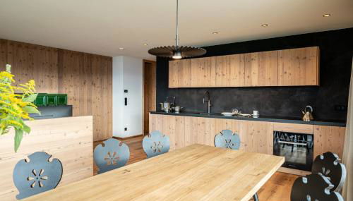 Mountain Lodge Margit - Foto 3, Garden, sunbed, Garden view, furniture, towels, young children, pet friendly, Lobby or reception, heating, toaster, locker, Other