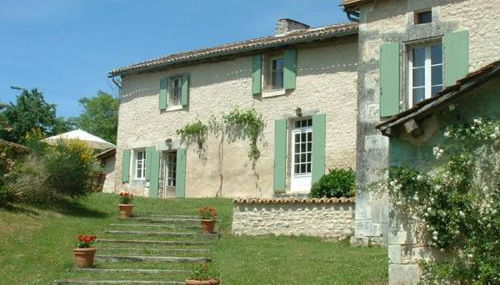 Grand gîte avec piscine entre Charente et Périgord - Foto 2, Garden
