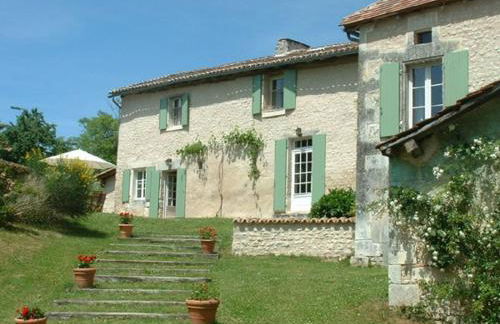 Grand gîte avec piscine entre Charente et Périgord - Foto 2