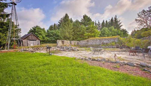 Leelanau Country Cottage about 4 Mi to Suttons Bay! - Foto 2