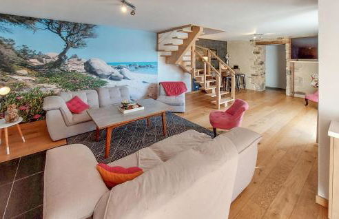 Lovely Home In Guisseny - Photo 4