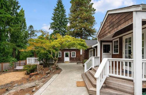 DT Bellevue Hidden Gem With a View & AC - Foto 22