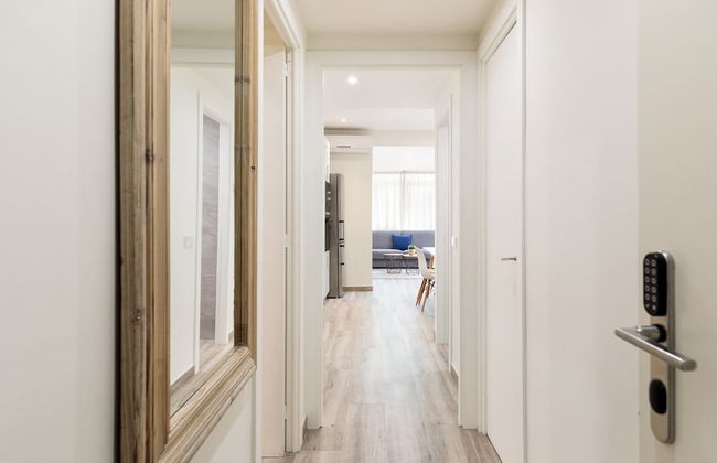 Sitges Group Blue and White - Photo 51