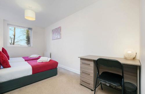 Alder House Serviced Apartment Maidenhead by 360stays - Foto 20