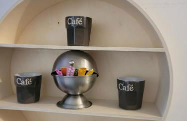 Le plein centre rez de chaussee au cœur de Calais - Foto 47