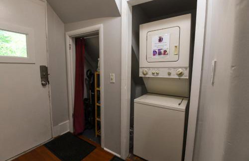 Fully Remodeled, Charming Victorian Home - Foto 32