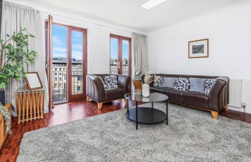 Modern 2 bedroom apartment in City Centre - Photo 16