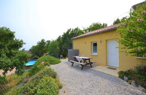 Alluring Holiday Home in Largentière with Pool - Foto 12