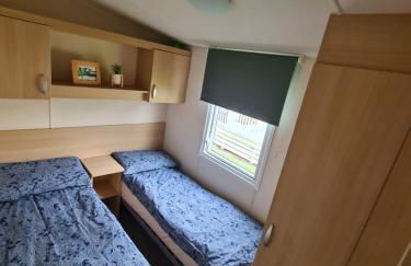 127cs HOBURNE NAISH HOLIDAY PARK - Photo 10