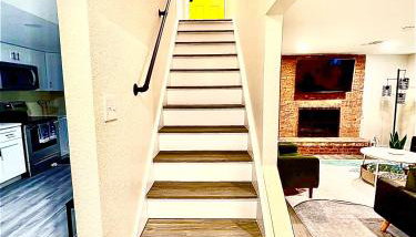 Private Residence Below Basement - Photo 5