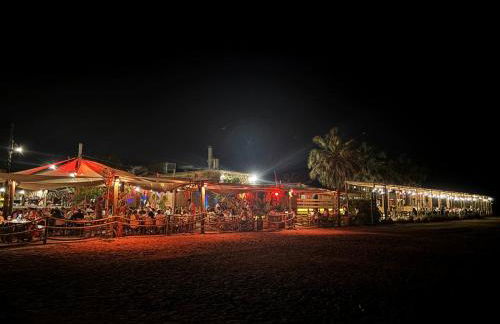 APART TURISTICOS MARINE REST LA MANGA MAR MENOR piscinas privadas - Foto 5