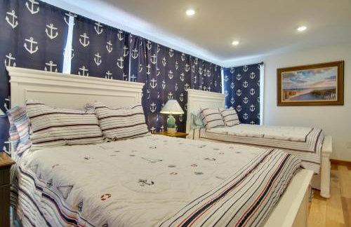 1 Mi to Ferry Terminal Oak Bluffs Family Retreat! - Foto 14