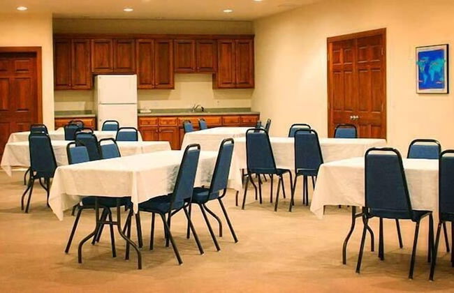 Scandinavian Lodge - Photo 25