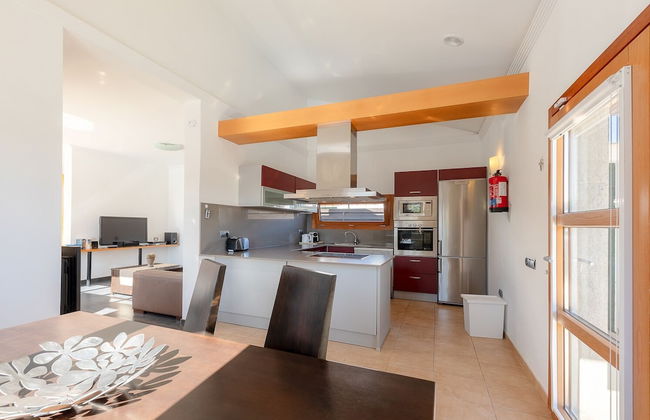 Camelot ​Holiday Homes by LIVVO - Foto 8