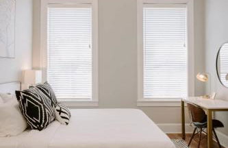 Stunning 4BR Townhome Rooftop City Views - Foto 60