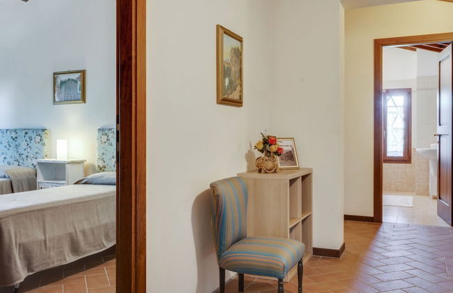 Farmhouse in Tuscany With Pool & Vineyard View - Foto 5