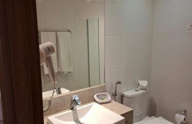 Suíte com banheira de hidromassagem - Vista Azul - Foto 8